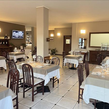 Hotel Villa Liberty Pontecurone Ngoại thất bức ảnh